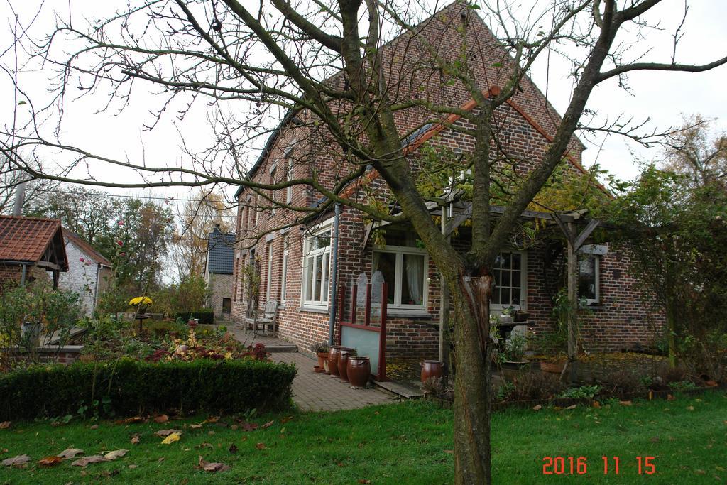 La Petite Maison Sart lez Walhain Exterior foto